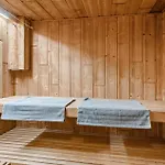 Amazing In With Sauna Hébergement de vacances