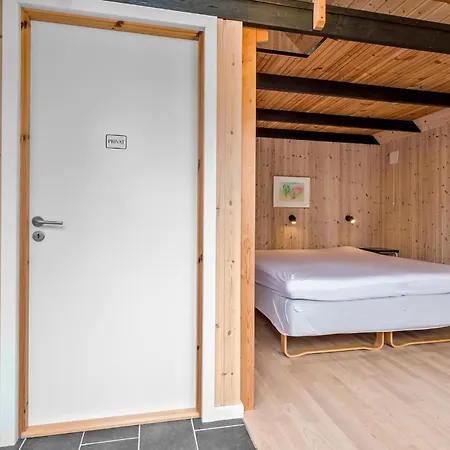 Amazing In With Sauna Feriehus Roslev