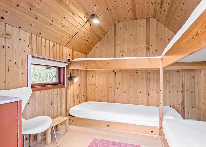 Amazing In With Sauna Feriehus Roslev