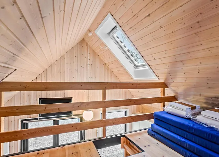 Amazing In With Sauna Feriehus Roslev